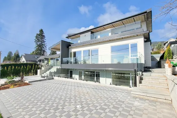 2141 Jefferson Avenue, West Vancouver For Sale - image 5