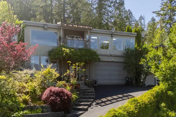 1999 Cardinal Crescent, North Vancouver For Sale - image 26