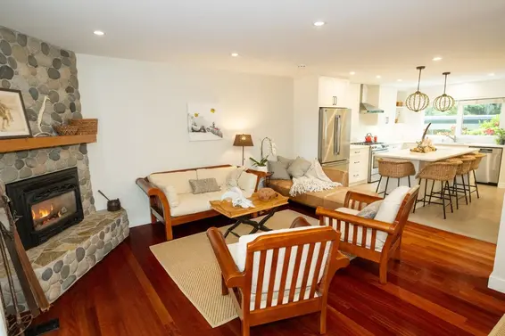 4689 Hoskins Road, North Vancouver For Sale - image 11