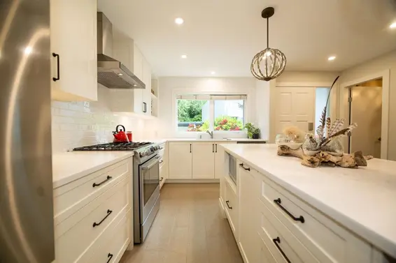 4689 Hoskins Road, North Vancouver For Sale - image 5