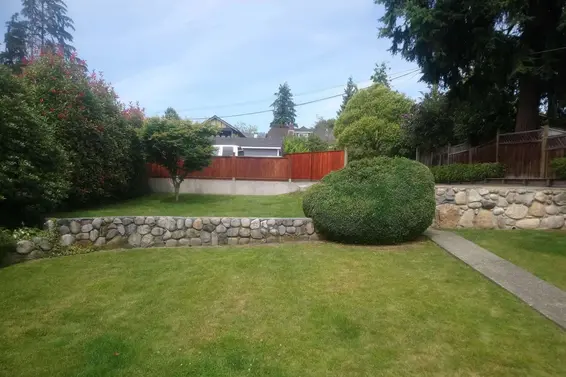 442 East 4th Street, North Vancouver For Sale - image 6