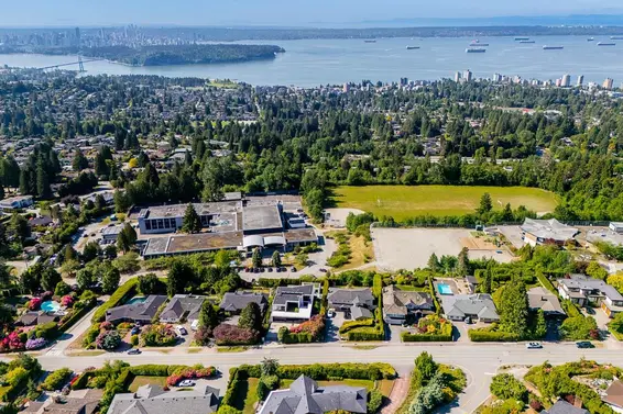 1364 Chartwell Drive, West Vancouver For Sale - image 12