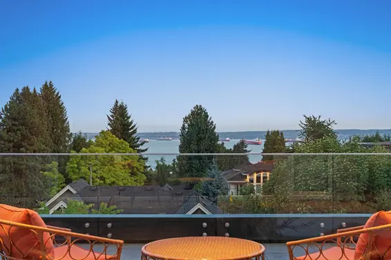 2540 Mathers Avenue, West Vancouver For Sale - image 19