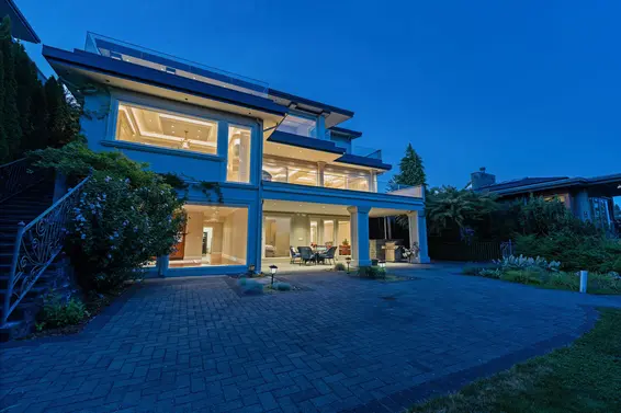 2540 Mathers Avenue, West Vancouver For Sale - image 39