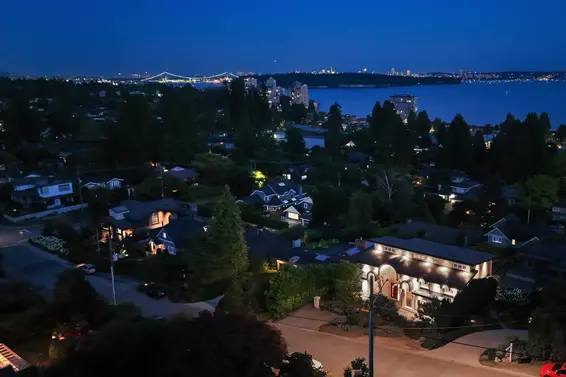 2540 Mathers Avenue, West Vancouver For Sale - image 40
