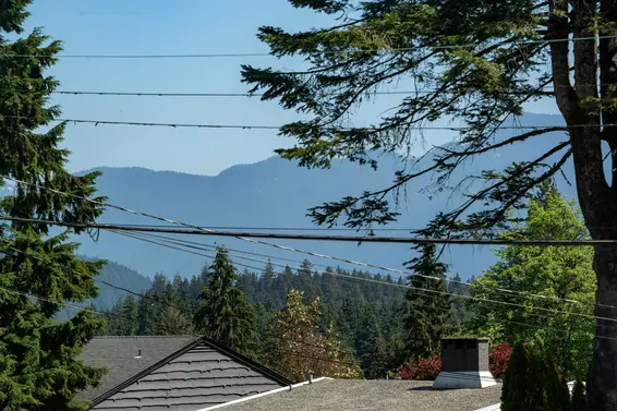 893 Friar Crescent, North Vancouver For Sale - image 16
