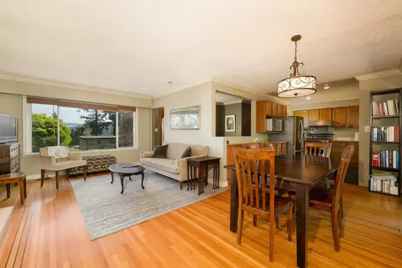 893 Friar Crescent, North Vancouver For Sale - image 7