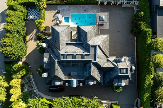 2912 Mathers Avenue, West Vancouver For Sale - image 2