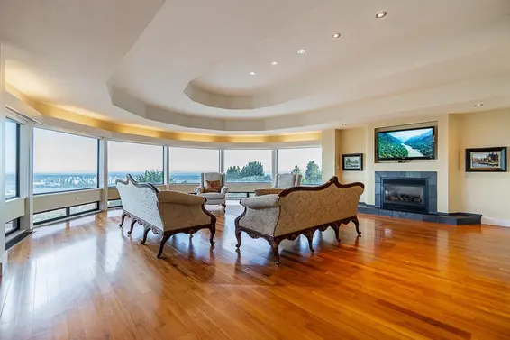 1542 Chartwell Drive, West Vancouver For Sale - image 4