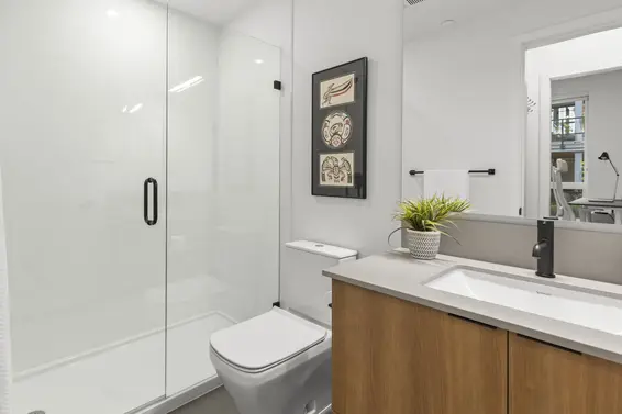 19 533 East 3rd Street, North Vancouver For Sale - image 24