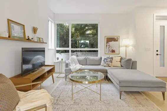 19 533 East 3rd Street, North Vancouver For Sale - image 9