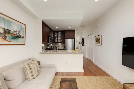 4 307 East 15th Street, North Vancouver For Sale - image 20