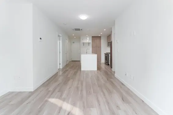 202 128 East 8th Street, North Vancouver For Sale - image 11