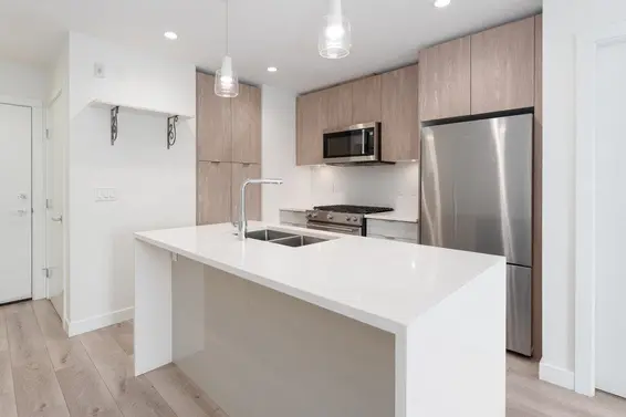 202 128 East 8th Street, North Vancouver For Sale - image 12
