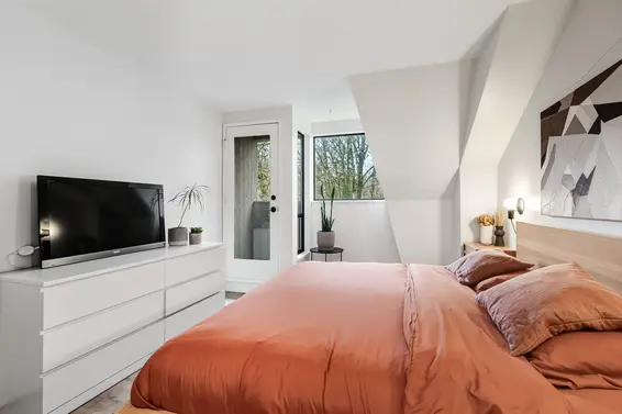 3146 Mountain Highway, North Vancouver For Sale - image 26