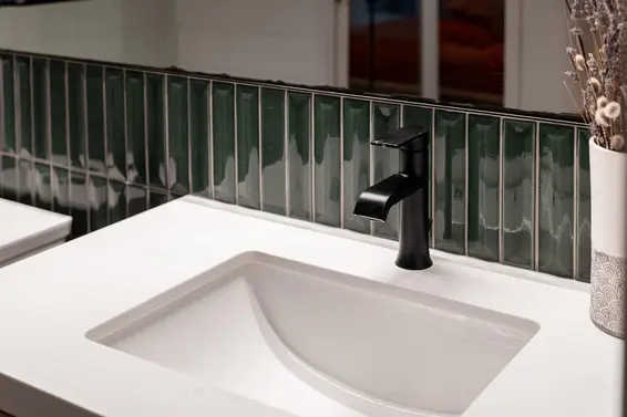 3146 Mountain Highway, North Vancouver For Sale - image 31