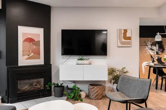 3146 Mountain Highway, North Vancouver For Sale - image 4