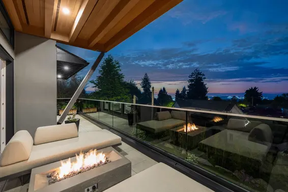 255 Sandringham Crescent, North Vancouver For Sale - image 9