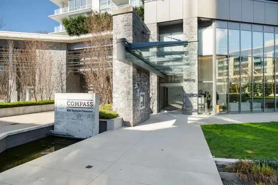 707 680 Seylynn Crescent, North Vancouver For Sale - image 3