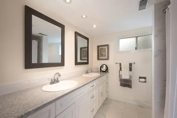 914 17th Street, West Vancouver For Sale - image 29