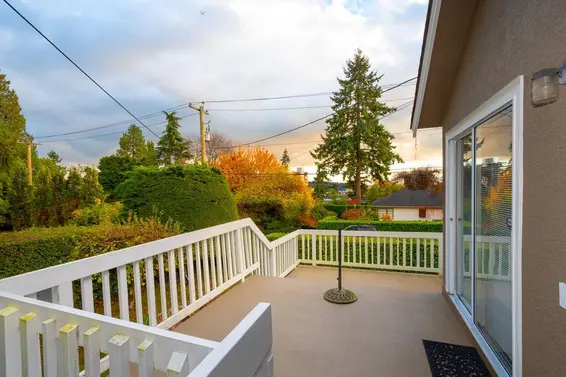 914 17th Street, West Vancouver For Sale - image 31