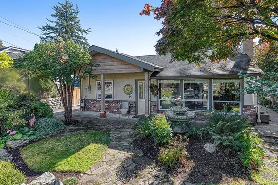 535 East Keith Road, North Vancouver
