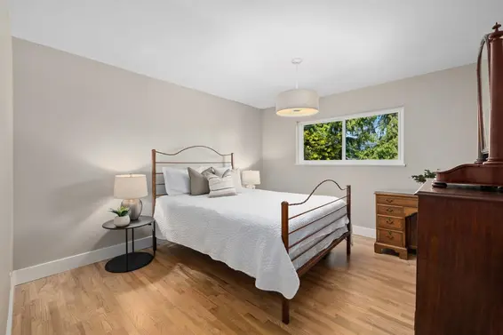 3219 Royal Avenue, North Vancouver For Sale - image 18