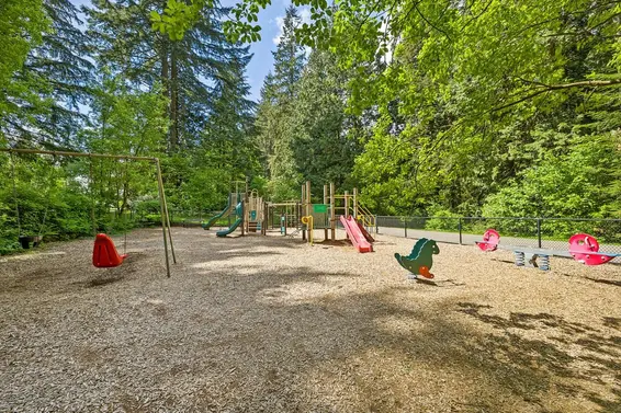 3219 Royal Avenue, North Vancouver For Sale - image 39