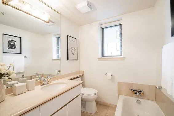 1 2243 Bellevue Avenue, West Vancouver For Sale - image 27