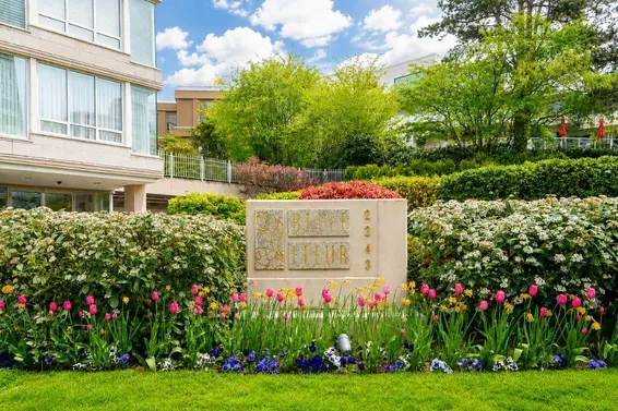 1 2243 Bellevue Avenue, West Vancouver For Sale - image 32