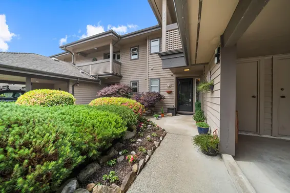 904 Roche Point Drive, North Vancouver For Sale - image 5