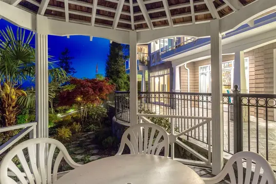 3395 Thompson Crescent, West Vancouver For Sale - image 5