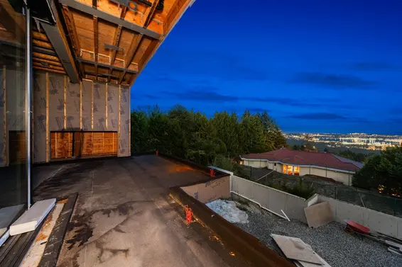 1424 Sandhurst Place, West Vancouver For Sale - image 35