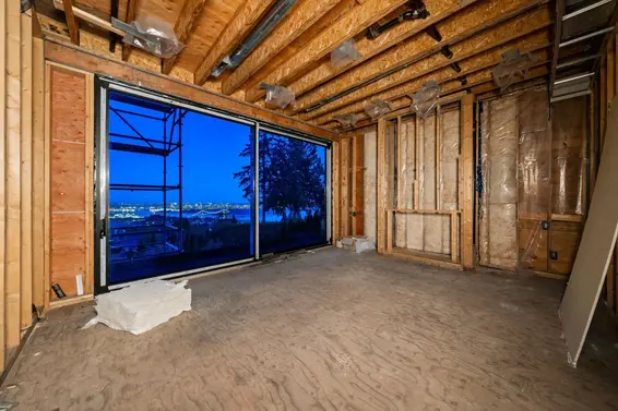 1424 Sandhurst Place, West Vancouver For Sale - image 37