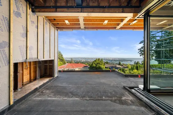 1424 Sandhurst Place, West Vancouver For Sale - image 4