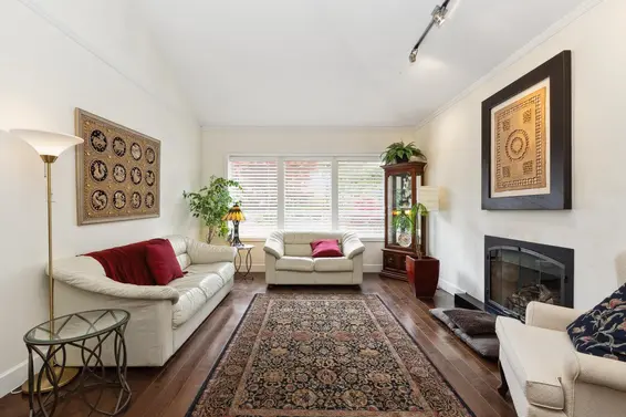 4728 Underwood Avenue, North Vancouver For Sale - image 4