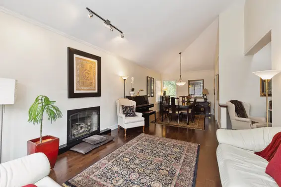 4728 Underwood Avenue, North Vancouver For Sale - image 6