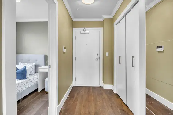 302 152 East 12th Street, North Vancouver For Sale - image 4