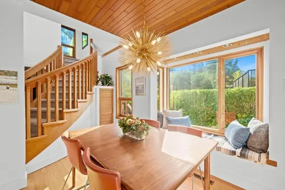 4565 Cove Cliff Road, North Vancouver For Sale - image 13