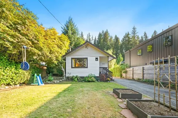 4565 Cove Cliff Road, North Vancouver For Sale - image 26