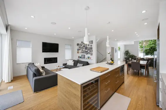 364 West 15th Street, North Vancouver For Sale - image 5