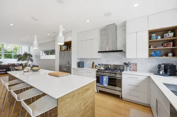 364 West 15th Street, North Vancouver For Sale - image 6