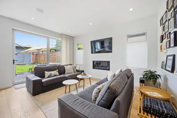 364 West 15th Street, North Vancouver For Sale - image 8