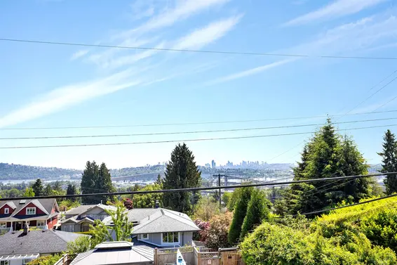 901 Calverhall Street, North Vancouver For Sale - image 28