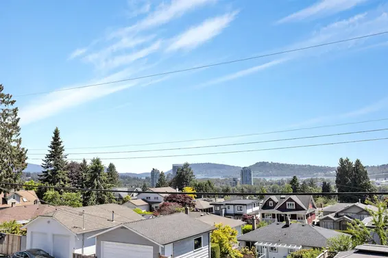 901 Calverhall Street, North Vancouver For Sale - image 29