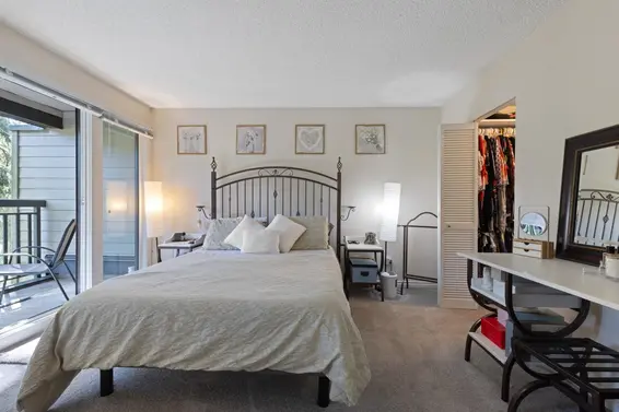 1059 Heritage Boulevard, North Vancouver For Sale - image 11