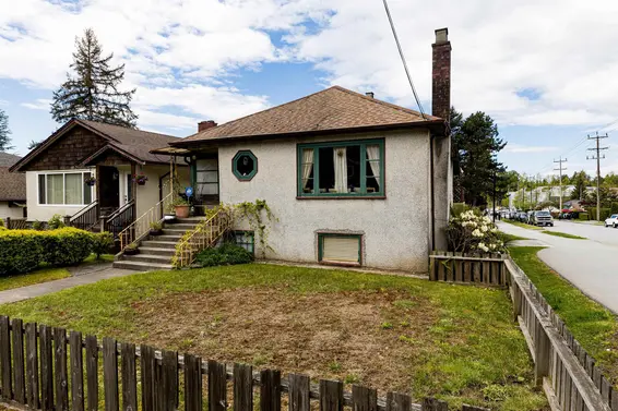 2057 Mahon Avenue, North Vancouver For Sale - image 1