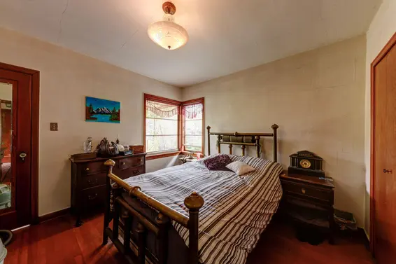 2057 Mahon Avenue, North Vancouver For Sale - image 9