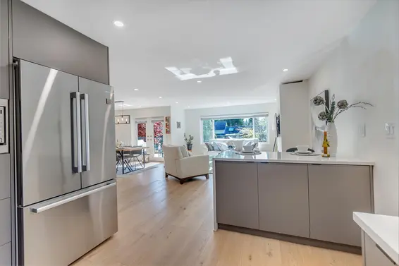 3993 Lynn Valley Road, North Vancouver For Sale - image 14