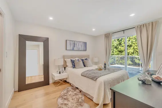 3993 Lynn Valley Road, North Vancouver For Sale - image 15
